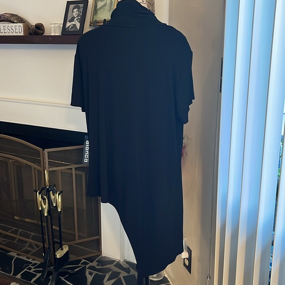 Top - Picture 3 of 4